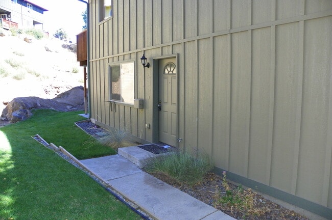 Photo - 1431 Lucinda Ct Unidad 01
