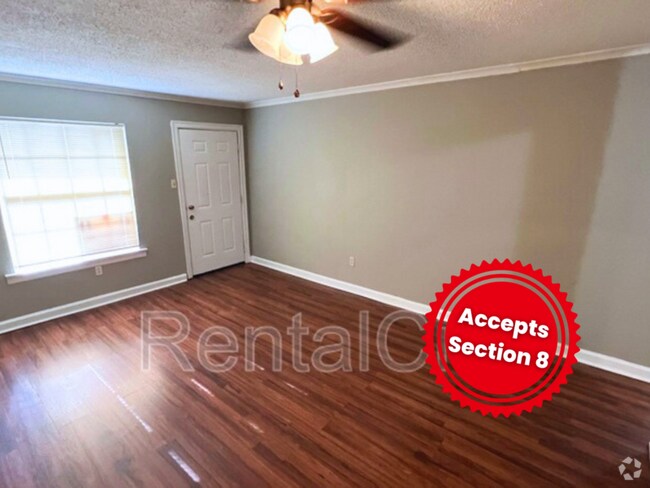 Building Photo - 3228 S Mendenhall Rd Rental