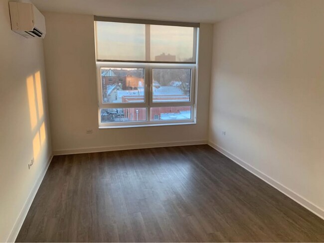 Photo - 4743 N Wolcott Ave