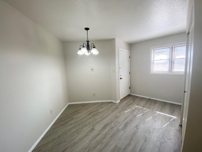 Photo - Willow Way