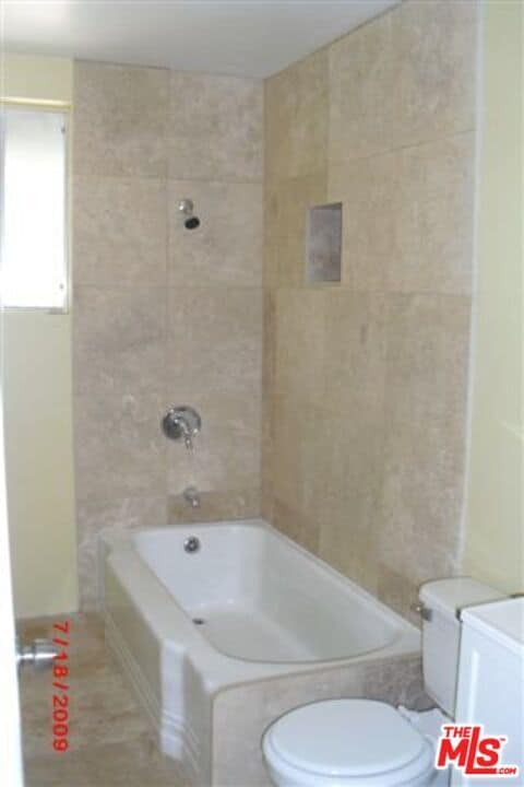 Photo - 993 W Hays St