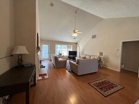 Photo - 416 Canterbury Pl Dr