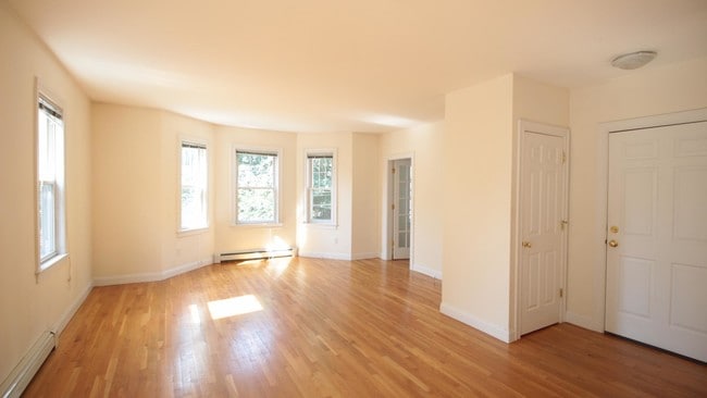 Photo - 19 Roberts St