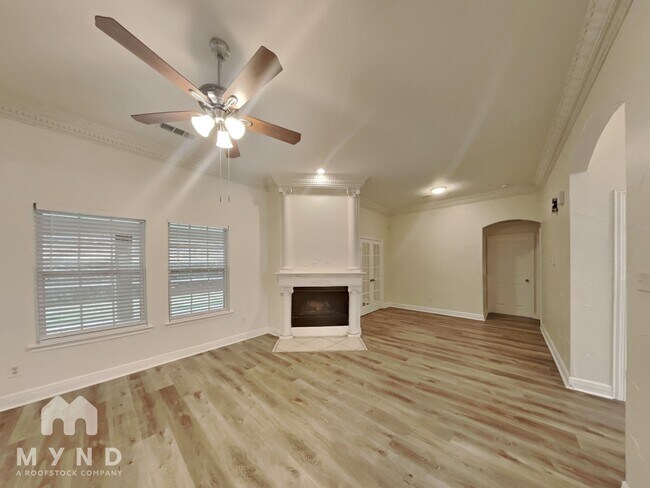 Photo - 2113 Tippy Terrace