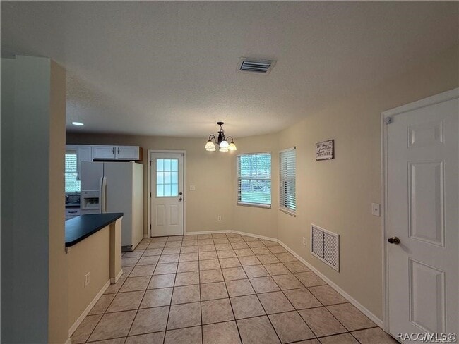 Building Photo - 3057 E Catherine Ln