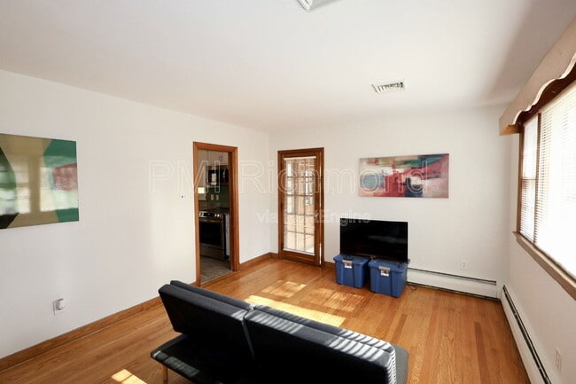 Photo - 4038 Old Church Rd