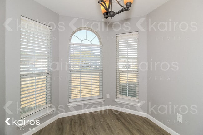 Photo - 5005 Capulin Ln