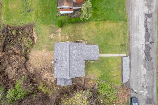 Photo - AVAILABLE MAY 1st!! FULLY UPDATED 3 BEDROOM IN WEST MIFFLIN!!