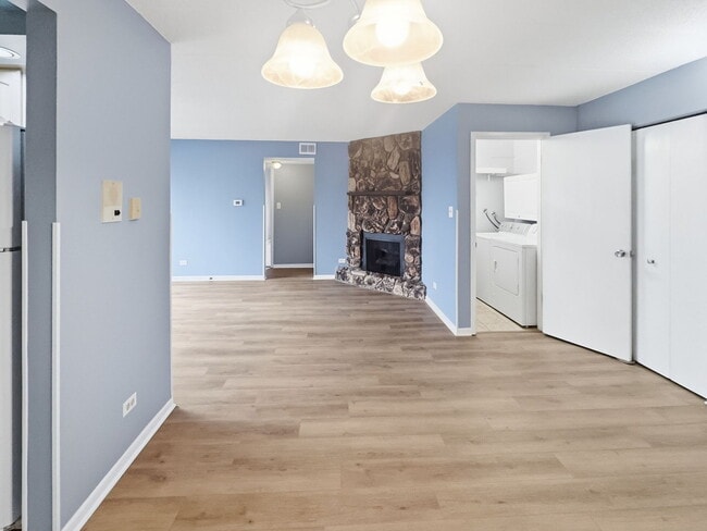 Photo - 13616 Royal Ct Unit 207