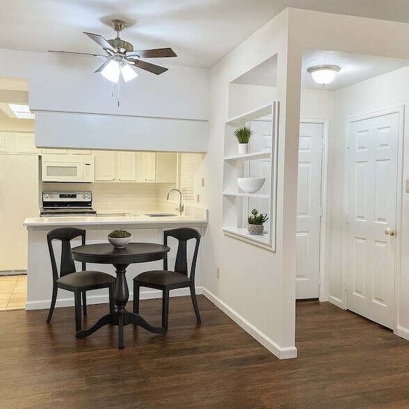 Photo - 3140 Devonshire Dr Unidad 143