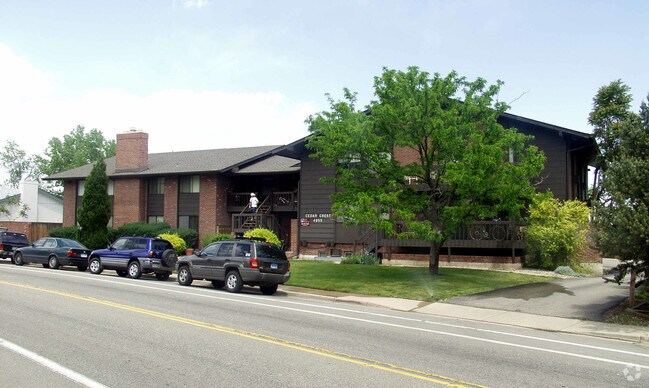 Photo - Cedar Crest Condominiums