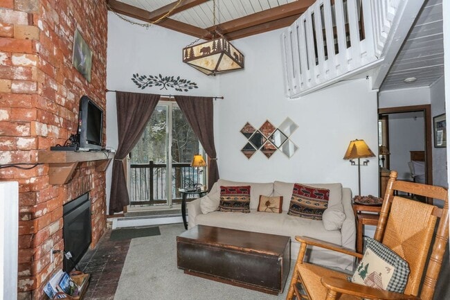 Photo - 2 Bedroom in Wildernest!  Summer lease!