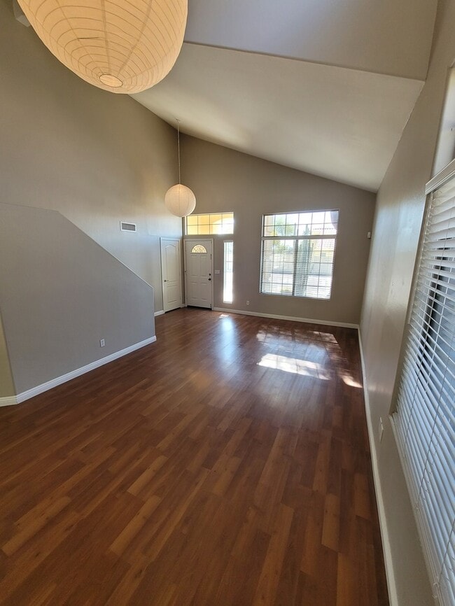 Photo - Two story 4/3 for rent in NE Phoenix