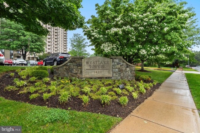 Building Photo - 7420 Westlake Terrace Unit 1001 & 1002