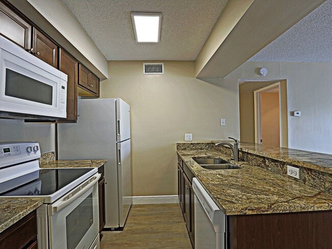 Photo - Mystic Gardens 5319-1905 Unit 5319 Summerlin Rd, 1905