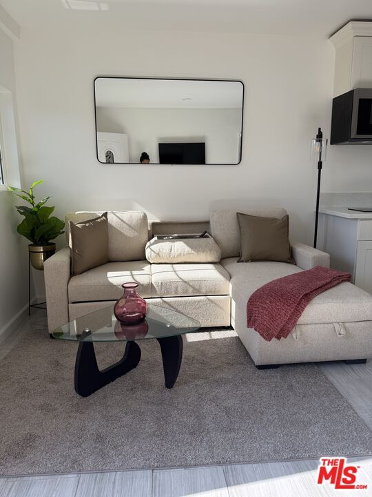 Building Photo - 602-6025 N Maple Dr Unit 602.5