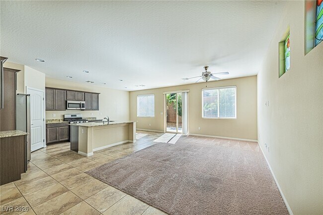 Photo - 9271 Fire Rose St