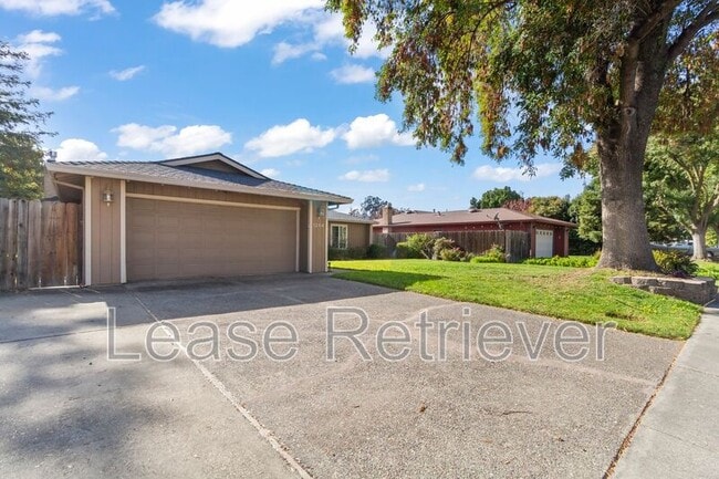 Photo - 1244 Royal Oaks Dr