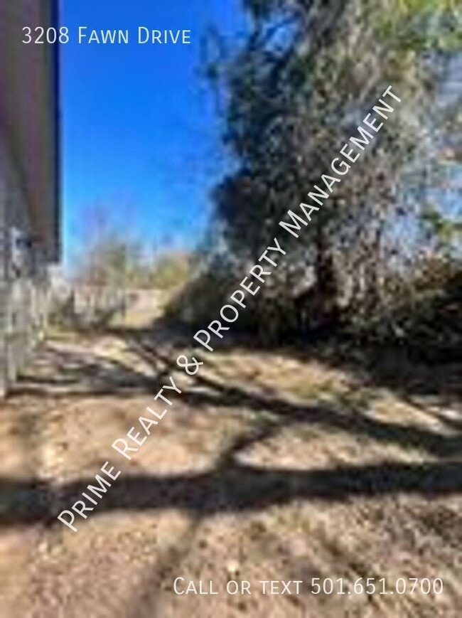 Photo - 3208 Fawn Dr