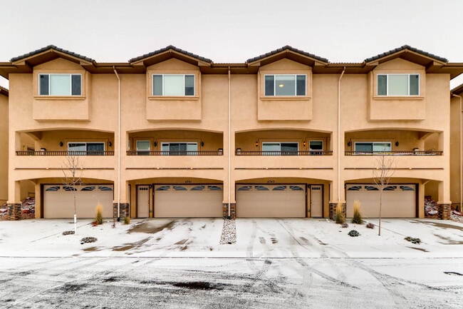 Building Photo - 4743 Iron Horse Villas Point