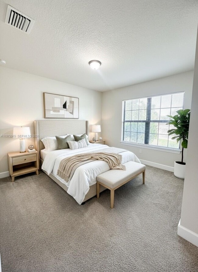 Photo - 4686 Indigo Way