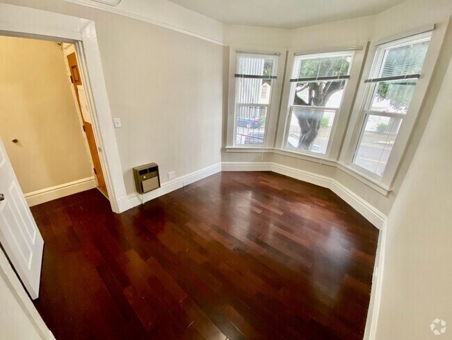 Building Photo - 486 1/2 Grove Street- Rental