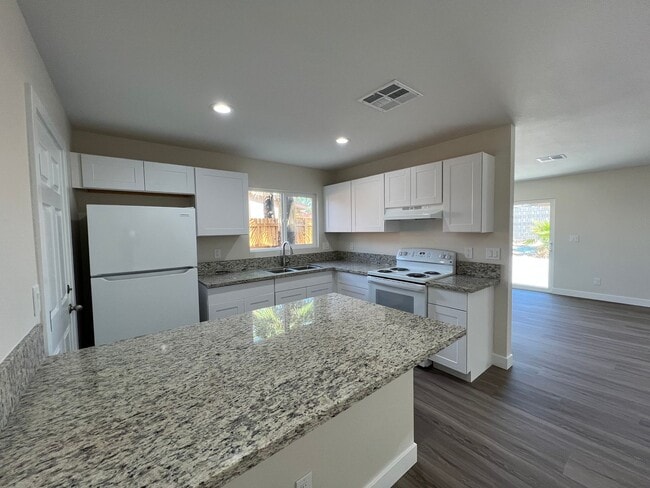 Photo - 3608 W Bonanza Rd