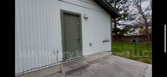 Photo - 6046 S 4000 W Unidad Lower