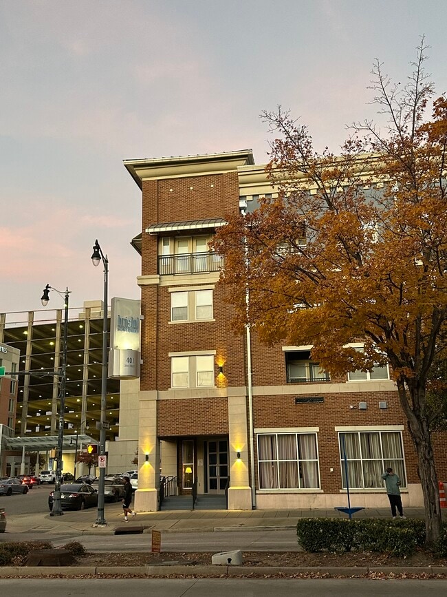 Photo - 2020 5th Ave S Unit Bristol