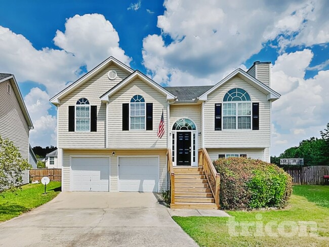 Photo - 7192 Tanger Blvd