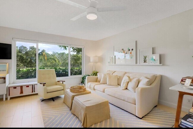 Photo - 7643 Overlook Rd