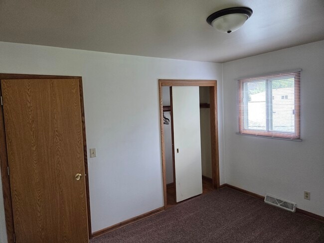 Photo - 1318 Church St Unidad 3 bedroom upper