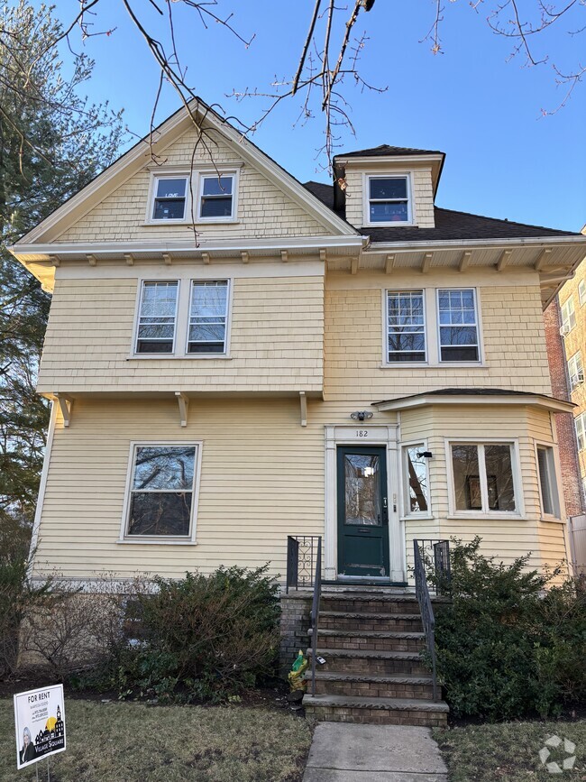 Building Photo - 182 Claremont Ave Unit #2 Rental