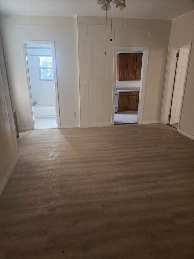 Photo - 45 Linden St Unit 2nd Fl