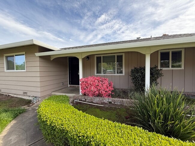 Photo - 1238 Woodfield Ave