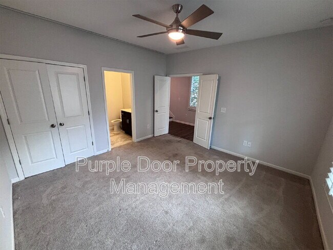 Photo - 745 Hamilton Cir SE