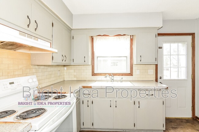 Photo - 9602 Pleasant Ave S