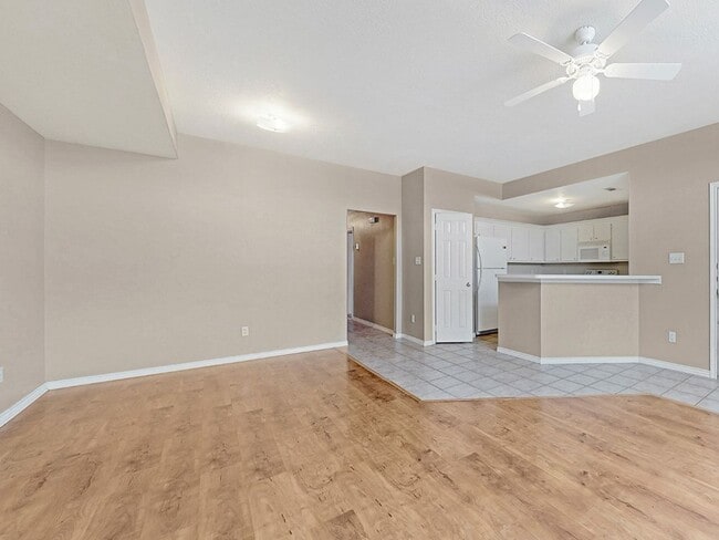 Photo - 1421 Western Oaks Ct