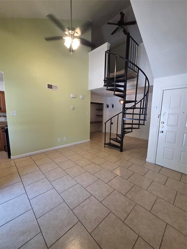 Photo - 1840 Burton Dr Unit 142