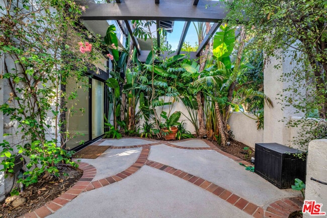 Building Photo - 1654 Michael Ln