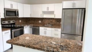 Photo - 334 Lakeview Dr