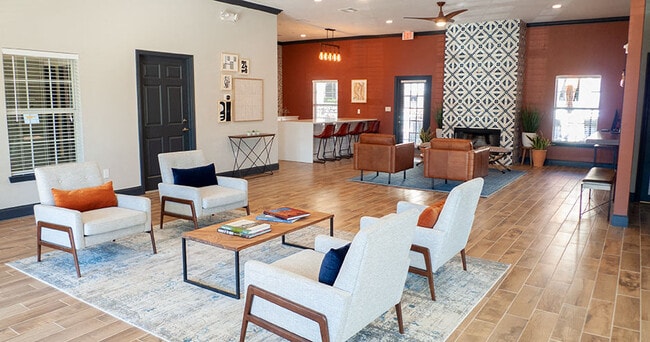 La casa club Woodland, Boerne, Texas - The Woodland Apartments