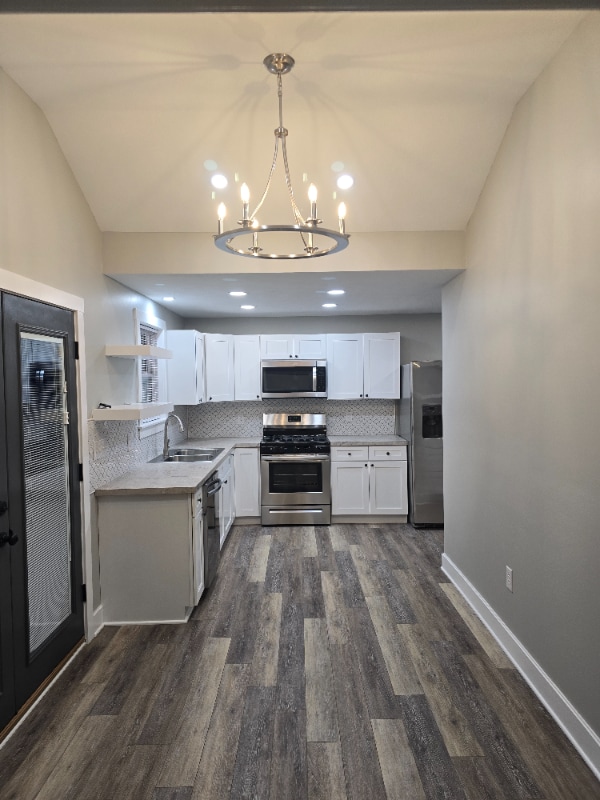 Photo - 412 Jerome St