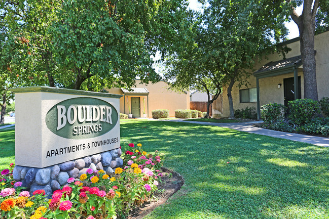 Boulder Springs Apartments - Fresno, CA | ForRent.com