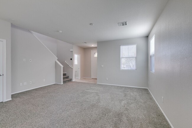 Photo - South West/ Mountains Edge 3 BD, 2.5 BA GATED COMMUNITY HOME