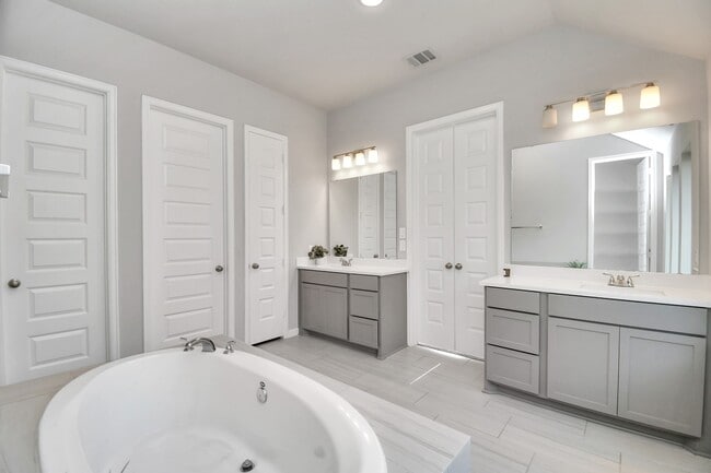 Building Photo - 10522 Rigel Rdg Wy