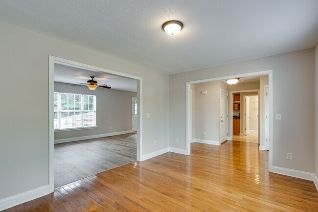 Photo - 3BR 2BA