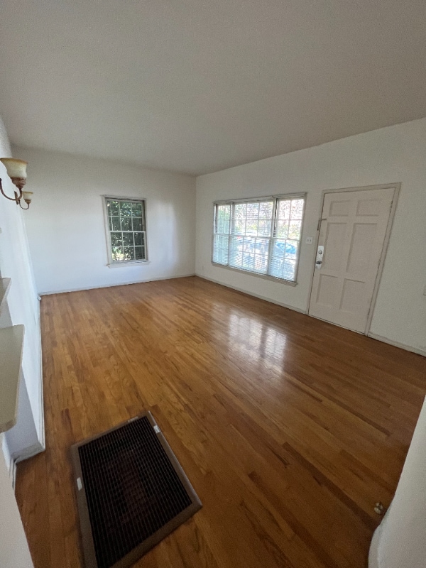 Photo - 141 1/2 Sweetzer Ave Unit 141 1'2