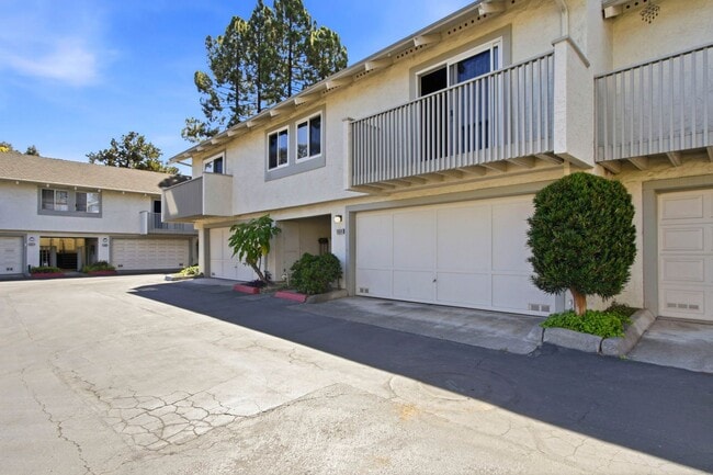Photo - 10834 Northview Square