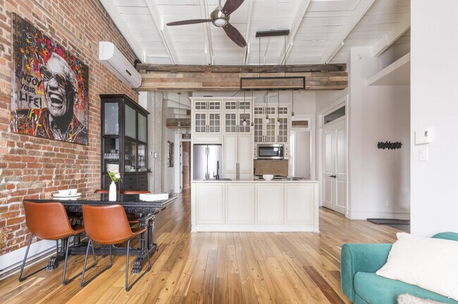 Photo - 3975 R. Saint-Denis Unit ID1061560P